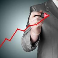 <b>高盛上調今年標普500目標位至2400點 代表下半年有1%的下跌空間</b>