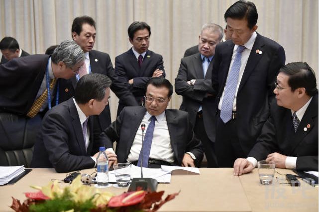 今日上市公司看點:中植多富親戚,茅臺漲價背 今日上市公司看點:中植多富親戚,茅臺漲價背