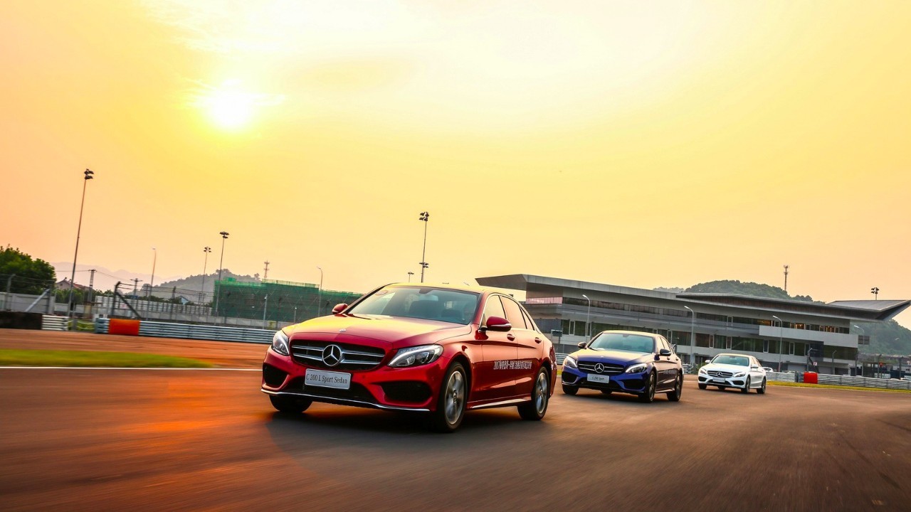 多處疑點待解業內人士質疑造假!奔馳攤上大事 多處疑點待解業內人士質疑造假!奔馳攤上大事