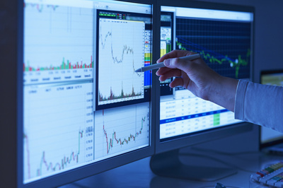 量化基金“劫”后重生 新成立數超同期三倍!