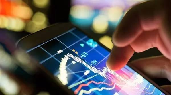 市值1.2萬億的“組裝廠”，成了A股高估之最