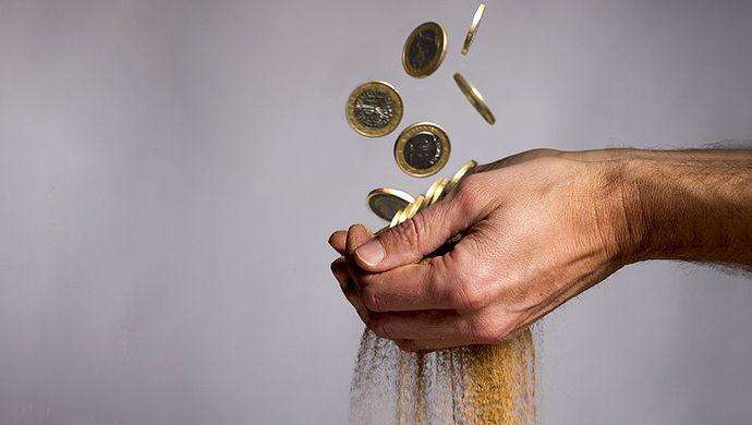 央行一天兩會:加大信貸投放力度