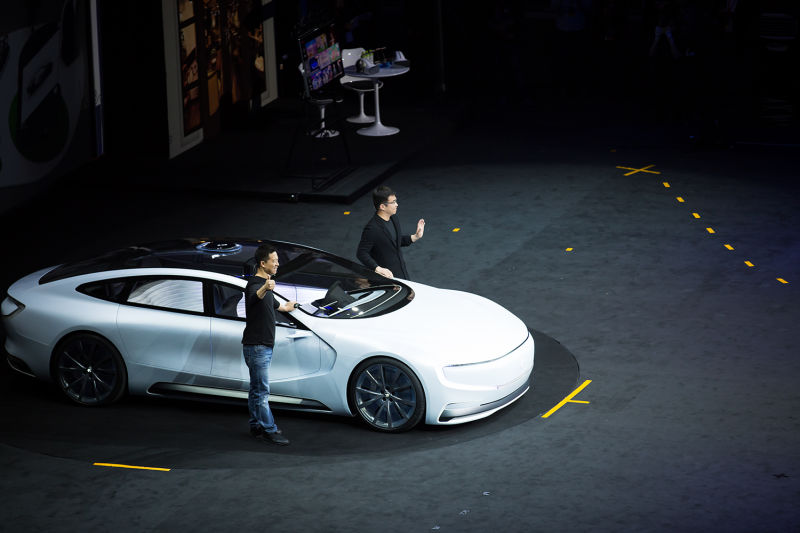 <b>賈躍亭買地之后:監(jiān)管已就位,深交所向樂視發(fā)出問詢函</b>