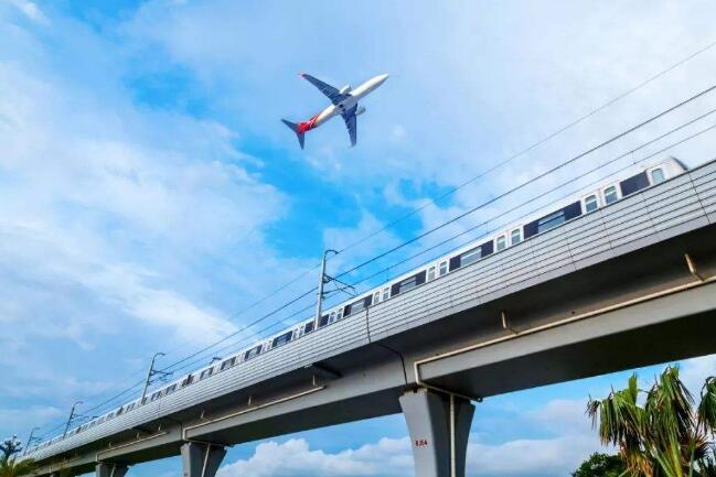 財經(jīng)365視界:現(xiàn)在買房?金九銀十未現(xiàn)! 財經(jīng)365視界:現(xiàn)在買房?金九銀十未現(xiàn)!