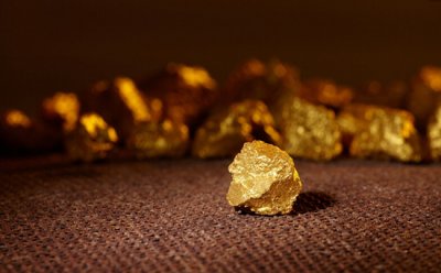 黃金價格穩(wěn)步上漲，黃金還能“跟投”嗎？