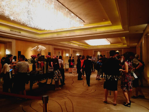 直擊萬達(dá)融創(chuàng)發(fā)布會(huì):因故推遲一小時(shí) 預(yù)計(jì)5點(diǎn)開始