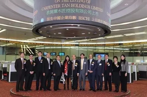 一年賣330萬把梳子賺上億,殘疾富豪譚傳華20年堅守一把梳子