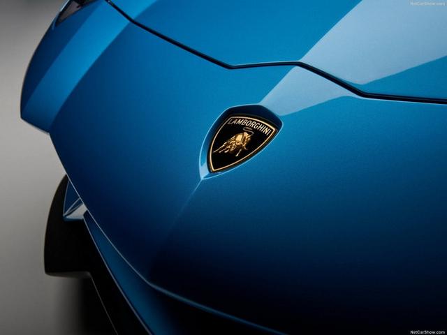 蘭博基尼Aventador S敞篷版 動(dòng)力搭載6.5L V12發(fā)動(dòng)機(jī) 蘭博基尼Aventador S敞篷版 動(dòng)力搭載6.5L V12發(fā)動(dòng)機(jī)