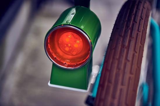 這是啥做了車燈？