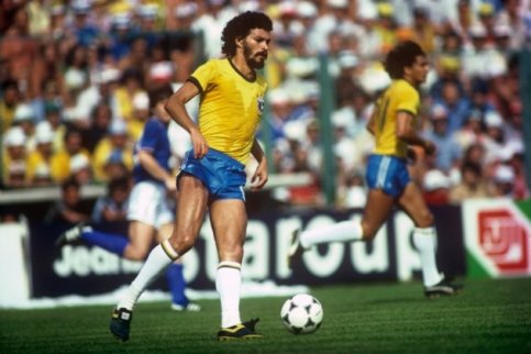 1982，被黑出世界杯的國(guó)足，被永遠(yuǎn)記住的蘇格拉底